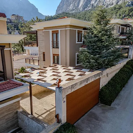 Luxury Mountain 15 Minutes To Sea Villa *
