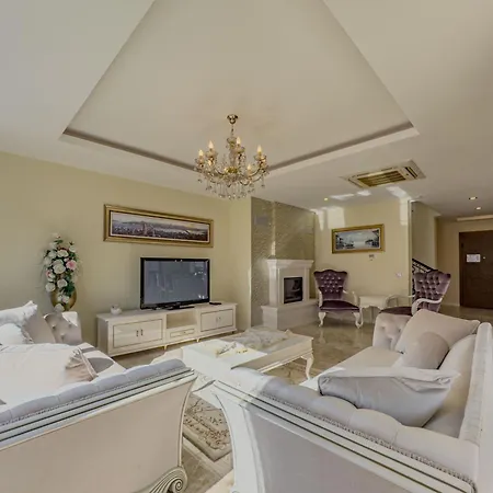 Luxury Mountain 15 Minutes To Sea Villa